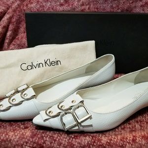 *SALE Unique Calvin Klein Flats